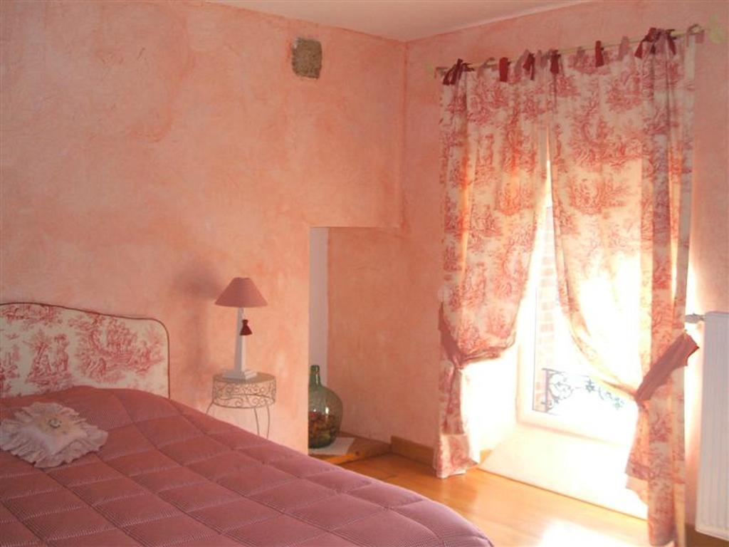 Les Sources Bed & Breakfast Poilley  Eksteriør bilde