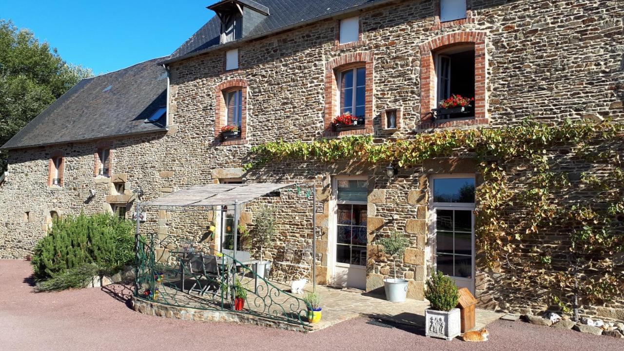Les Sources Bed & Breakfast Poilley  Eksteriør bilde